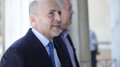 Τι λέει ο Γ. Αλαφούζος για τη δέσμευση της περιουσίας του