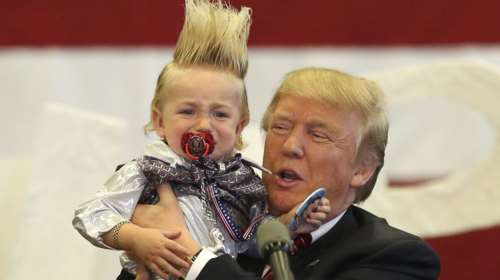 Εγκαταλείπουν τον Τραμπ οι Ρεπουμπλικάνοι μετά τη γκάφα με τη Χίλαρι;