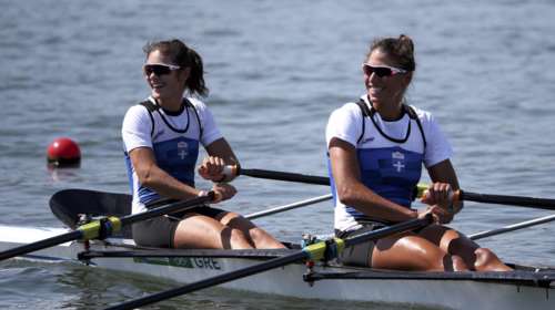 Διπλή ελληνική μάχη για μετάλλιο στην κωπηλασία το απόγευμα της Πέμπτης