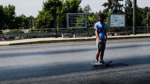 Αδειασε η πόλη. Πού πήγαν όλοι;