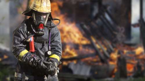 Κατήγγειλε τον γιό της ότι πυρπόλησε το σπίτι τους!