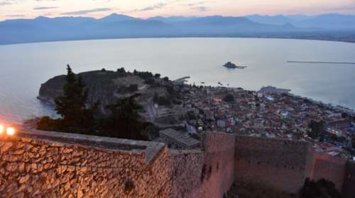 Κάστρο Παλαμήδι: H πιο όμορφη και μαγευτική θέα στην πόλη του Ναυπλίου
