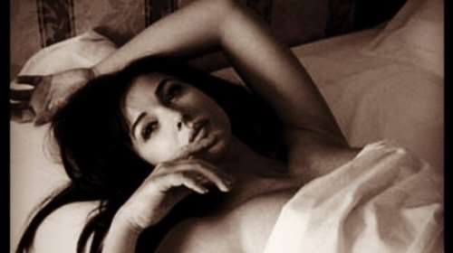 H Mόνικα Μπελούτσι έχει το πιο καυτό ίνσταγκραμ