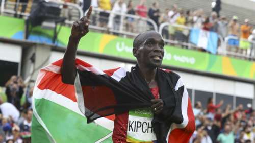 «Χρυσή» και στο μαραθώνιο ανδρών η Κένυα με τον Κιπτσόγκε