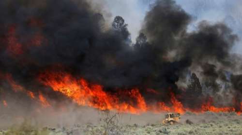 Πύρινη κόλαση στην Καλιφόρνια με έξι μέτωπα