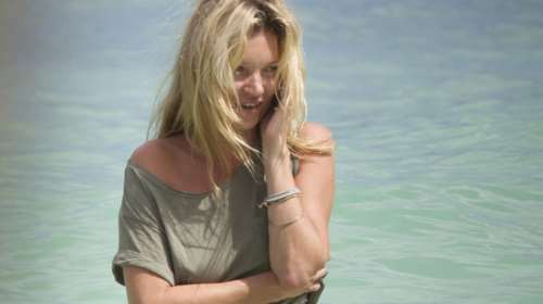 Το... στήθος της Κέιτ Μος αναστάτωσε την Υδρα [Βίντεο]