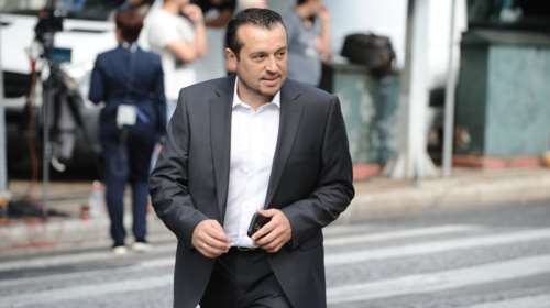 «Φροντιστήριο» Παππά σε βουλευτές του ΣΥΡΙΖΑ για τις τηλεοπτικές άδειες