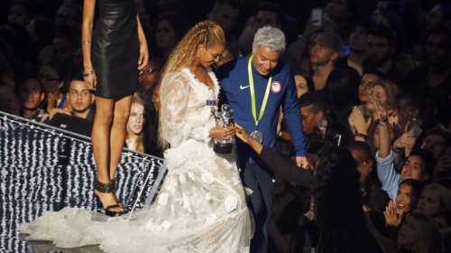Πρωταγωνίστρια η Beyonce στα  MTV Video Music Awards