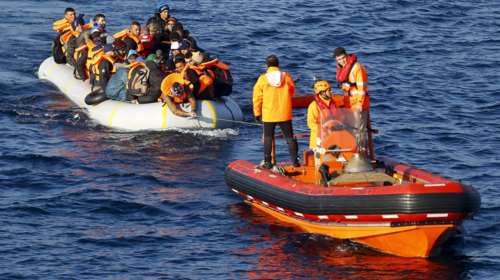 Ξαναρχίζουν οι ροές στα νησιά, 462 αφίξεις σε μια μέρα