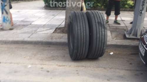 Εφυγε τροχός από λεωφορείο και τραυμάτισε πεζο!