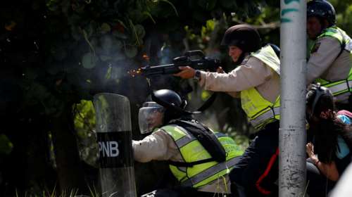 Συγκρούσεις αστυνομίας και διαδηλωτών στη Βενεζουέλα