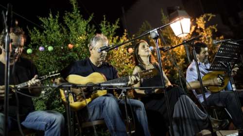 Νύχτα μαγική με την «Παρέα του Τσιτσάνη» στην Ανω Πόλη