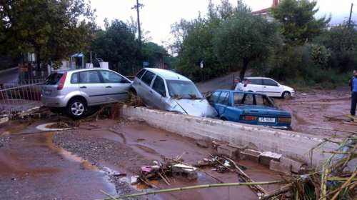 Κατάσταση έκτσκτης ανάγκης μετά τη φονική κακοκαιρία