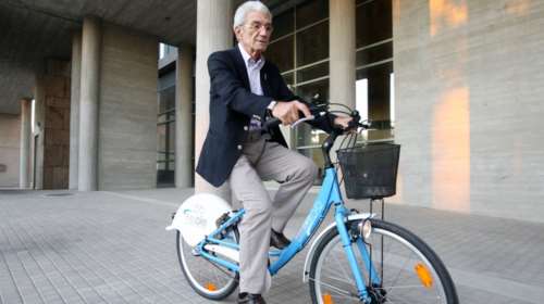 Συνέντευξη-ποταμός:Το κιτς είναι η σκοτεινή πλευρά του ωραίου