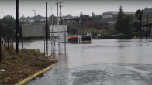 Πώς βούλιαξε το λεωφορείο στη Θεσσαλονίκη, τι λέει ο οδηγός