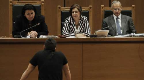 Δίκη Χρυσής Αυγής: «Με άφησαν, γιατί νόμιζαν ότι με σκότωσαν»