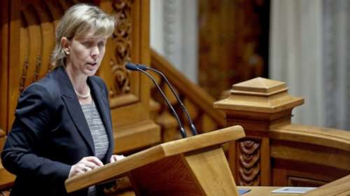 Πορτογαλέζα υπουργός: «Ο Βαρουφάκης προκάλεσε τεράστια ζημιά στην Ελλάδα»