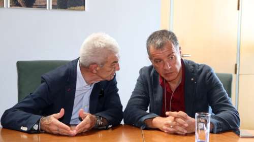 Θεοδωράκης: Προσβολή να λέει ο Τσίπρας &quot; έκανα ότι υποσχέθηκα&quot;