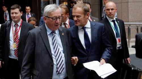 Politico: Η Ευρώπη διχασμένη ανάμεσα στα οράματα των δύο προέδρων