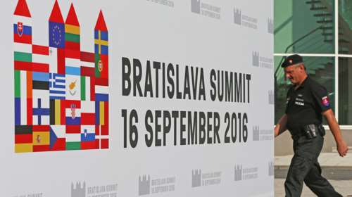Μπρατισλάβα: Mε κοινή πρόταση οι σκληροί του Βίζεγκραντ στη σύνοδο των 27