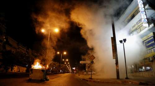 Πεδίο μάχης το Κερατσίνι μετά την πορεία για τον Φύσσα