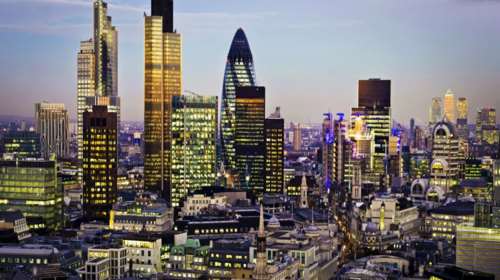 Η ΕΕ ρίχνει «πόρτα» στις βρετανικές τράπεζες μετά το  Brexit