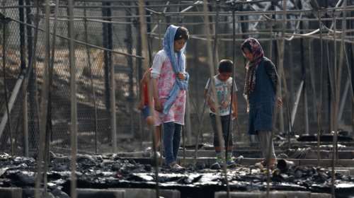 Ο φωτογραφικός φακός αποκαλύπτει την καταστροφή στο hot spot της Λέσβου
