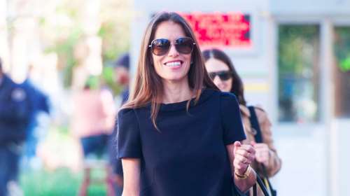 Η δικηγόρος των σταρ που ανέλαβε το διαζύγιο Τζολί-Πιτ