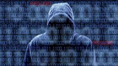 Ο Στουρνάρας θωρακίζει την ΤτΕ απέναντι στους χάκερς