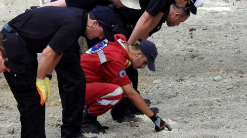 Εξαφάνιση μικρού Μπεν: Βρέθηκε κομμάτι ύφασμα στο χωράφι στην Κω