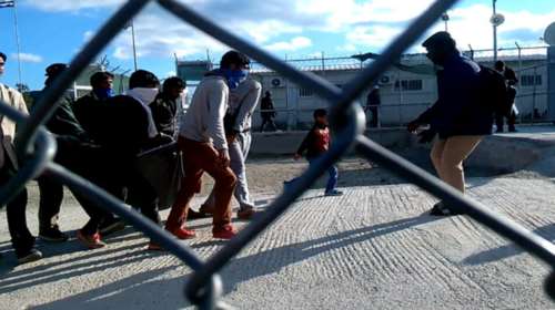 Φρίκη στη Μόρια: Ομαδικός βιασμός 16χρονου ασυνόδευτου πρόσφυγα