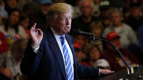 Ο Τραμπ απέλυε τις μη γοητευτικές υπαλλήλους του