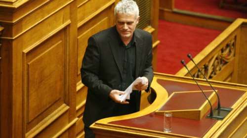 Τα γυρνάει ο Τσιρώνης: &quot;Η κυβέρνηση δεν πρόκειται να πουλήσει το νερό&quot;