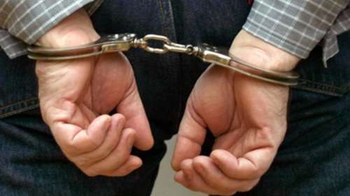 39χρονος στην Κάλυμνο πήγε να κάψει τη μάνα τη γυναίκα &amp; το παιδί του