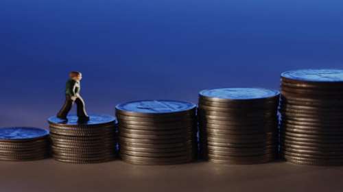 Παγκόσμια &quot;θηλιά&quot; το χρέος, έφτασε τα 152 τρισ. δολάρια