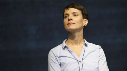Νέα πρόκληση από το AfD: Η Φρ. Πέτρι παρομοίασε τους πρόσφυγες με κοπρόχωμα