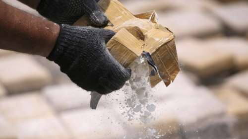 ΕΛΑΣ: Επιχείρηση για κύκλωμα ναρκωτικών &amp; κλεμμένων ανταλλακτικών