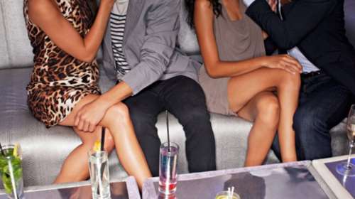 «Καυτές» νύχτες με ανταλλαγές ερωτικών συντρόφων στην Κρήτη