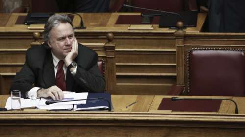 Στον &quot;αέρα&quot; η δημιουργία του ασφαλιστικού &quot;Υπερταμείου&quot;