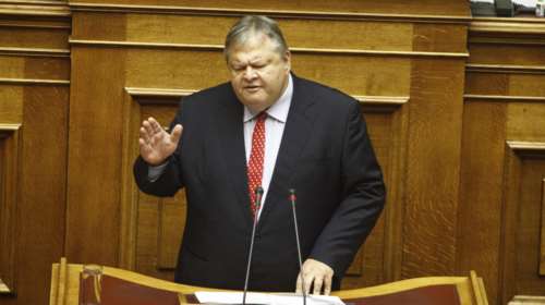 Βενιζέλος: Η κυβέρνηση ευτελίζει τη Δικαιοσύνη με μεθόδους παρακράτους