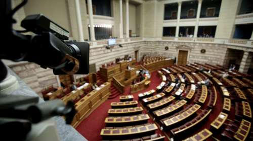 Γρ.Προϋπολογισμού Βουλής:Κριτική στην κυβέρνηση για φόρους &amp; διαπραγμάτευση