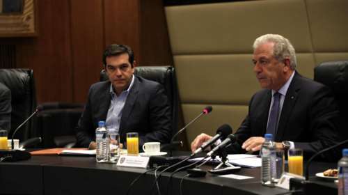 Handelsblatt τα πρόσωπα του 2015: Απογοήτευσαν Τσίπρας &amp; Αβραμόπουλος