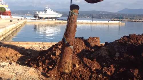 Βρήκαν κανόνι από τη ναυμαχία του Ναυαρίνου