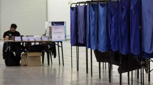 Στην τελική ευθεία για τις κάλπες με όργιο φημών και καχυποψίες