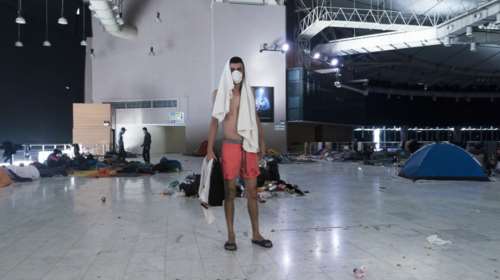 Στα «κάγκελα» οι Δήμαρχοι για τους μετανάστες