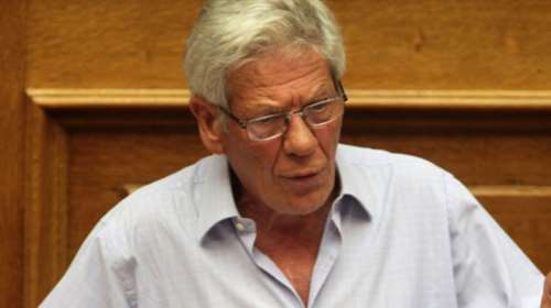 Σόου Μπαλαούρα στη Βουλή για τα κόκκινα δάνεια