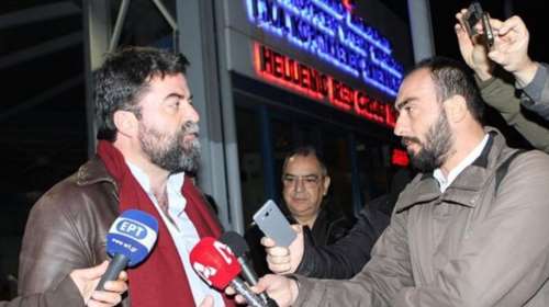 Εδειραν τον βουλευτή Βασίλη Οικονόμου στα Εξάρχεια