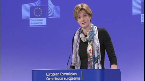 Κομισιόν: Αύριο ή την Παρασκευή αποφασίζει το EWG για το 1 δισ.