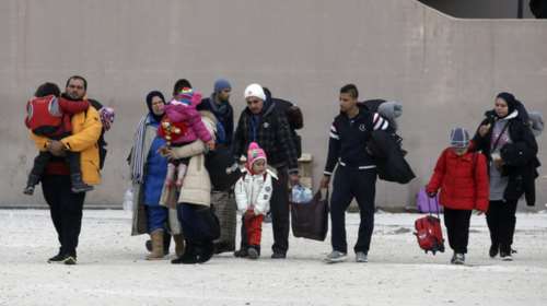 Οι δήμαρχοι στέλνουν SOS για το αλαλούμ στο προσφυγικό