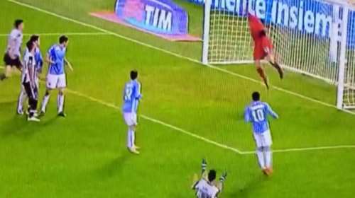 Ασύλληπτο γκολ από τον Παναγιώτη Κονέ (video)